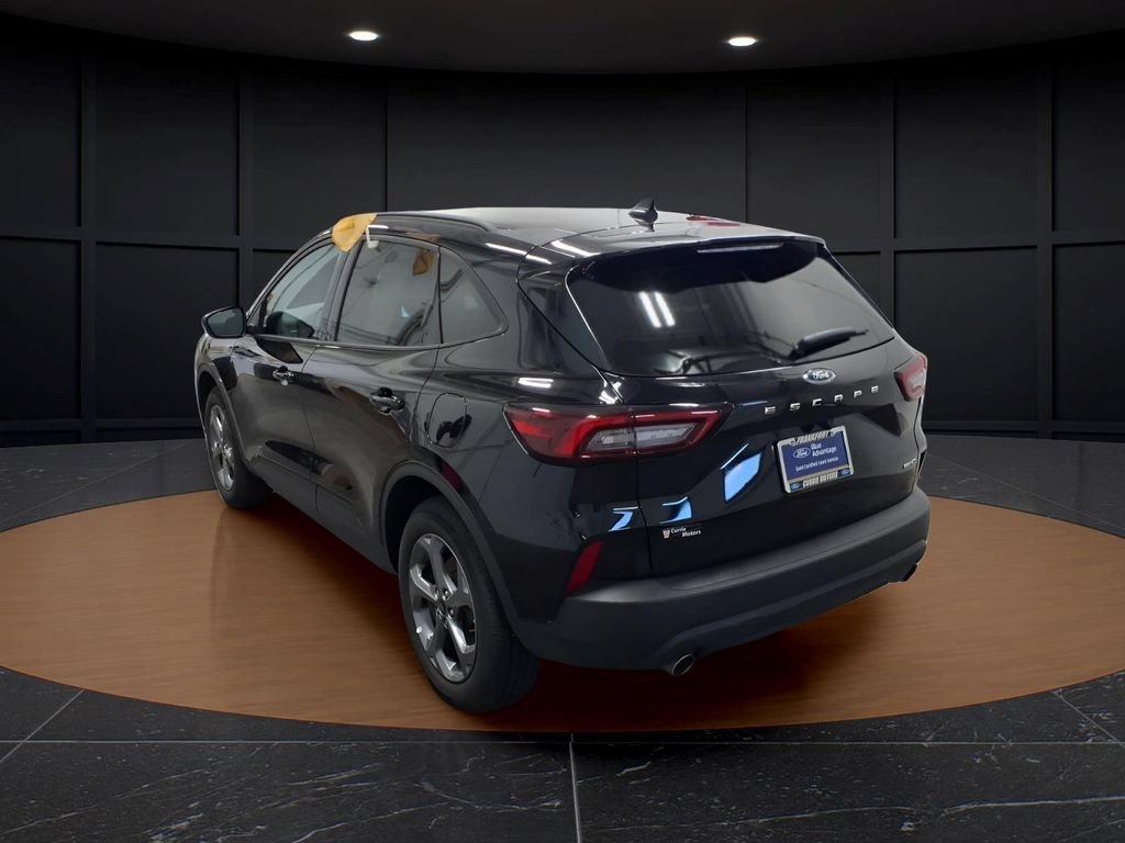 Certified 2026 Ford Escape ST-Line AWD/4WD image 4