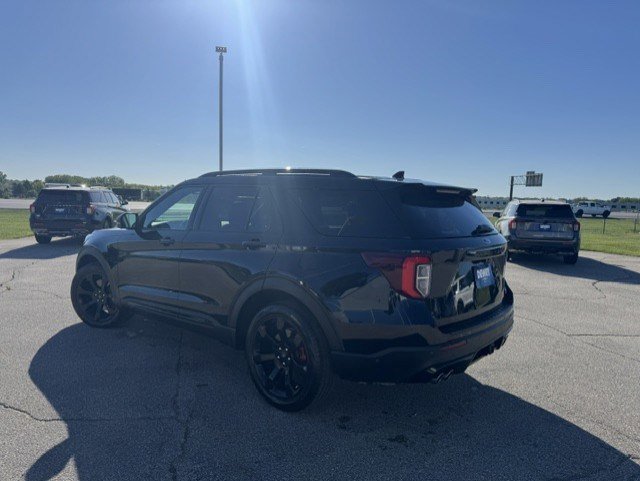 Certified 2020 Ford Explorer ST w/ ST Street Pack AWD/4WD image 6