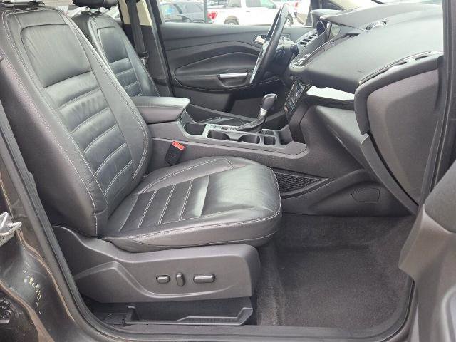 Certified 2017 Ford Escape Titanium image 9