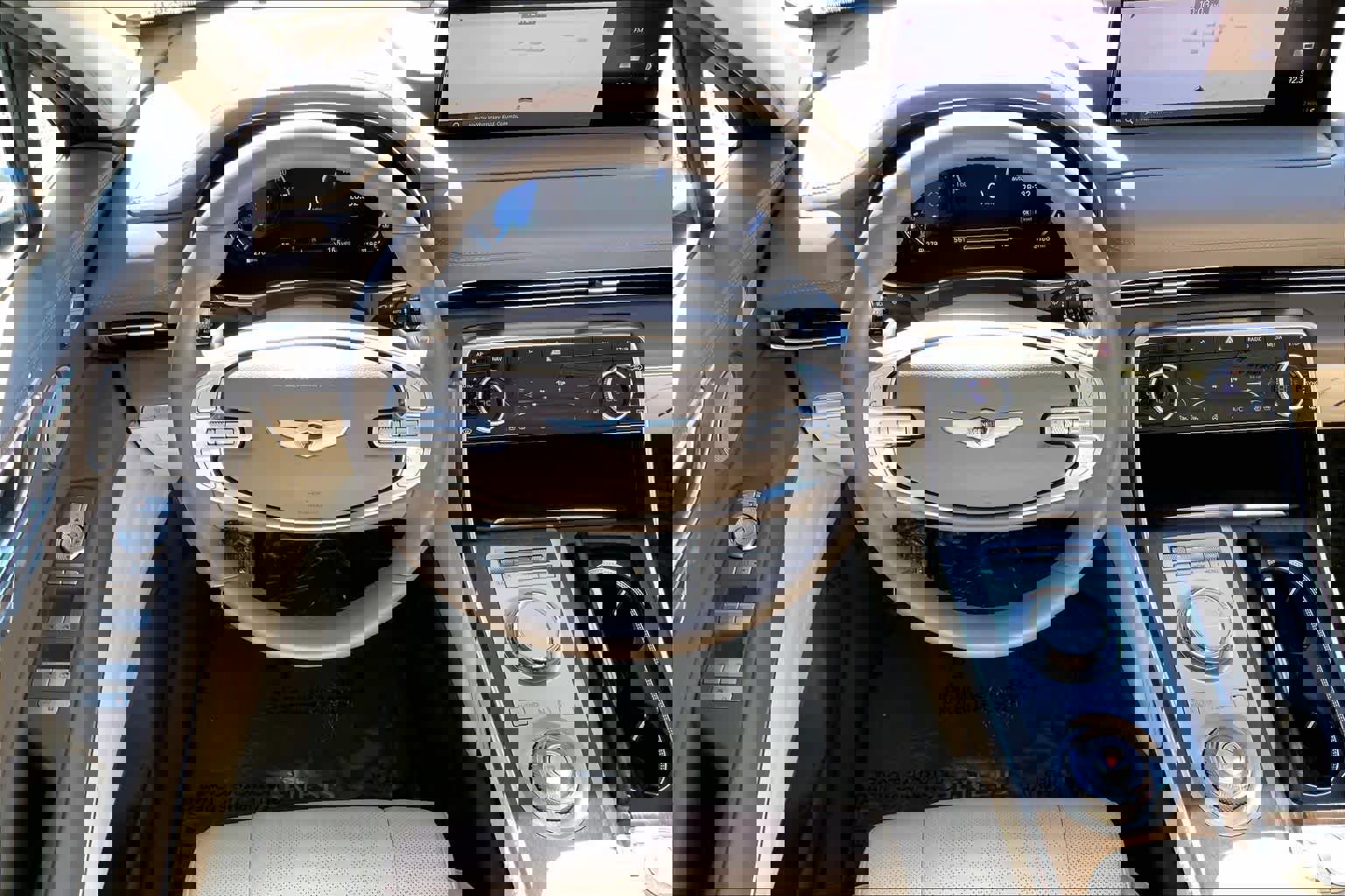 Used 2024 Genesis GV80 2.5T w/ Prestige Package image 8