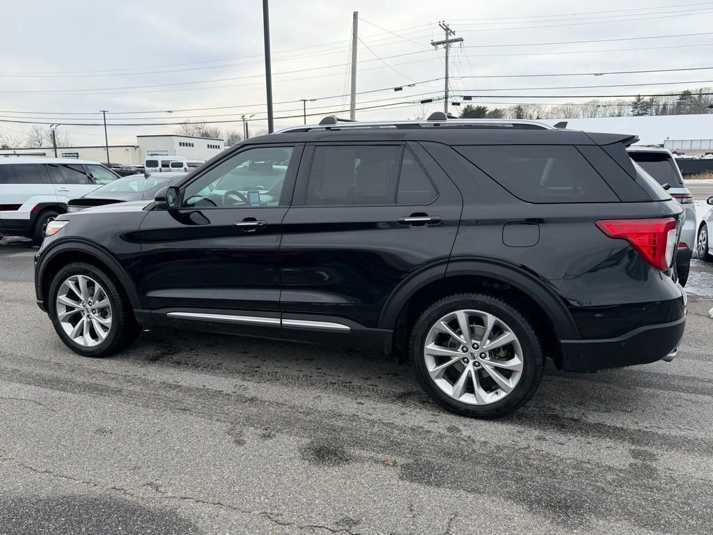 Certified 2021 Ford Explorer Platinum w/ Equipment Group 601A image 11