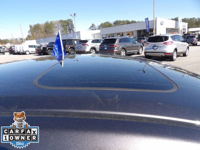 Used 2018 Honda Civic Touring image 14