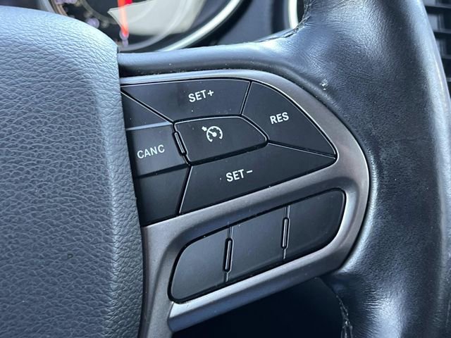 Used 2020 Jeep Cherokee Limited AWD/4WD image 28