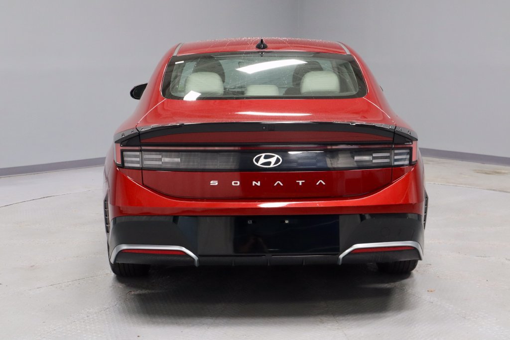Used 2024 Hyundai Sonata SEL FWD image 10