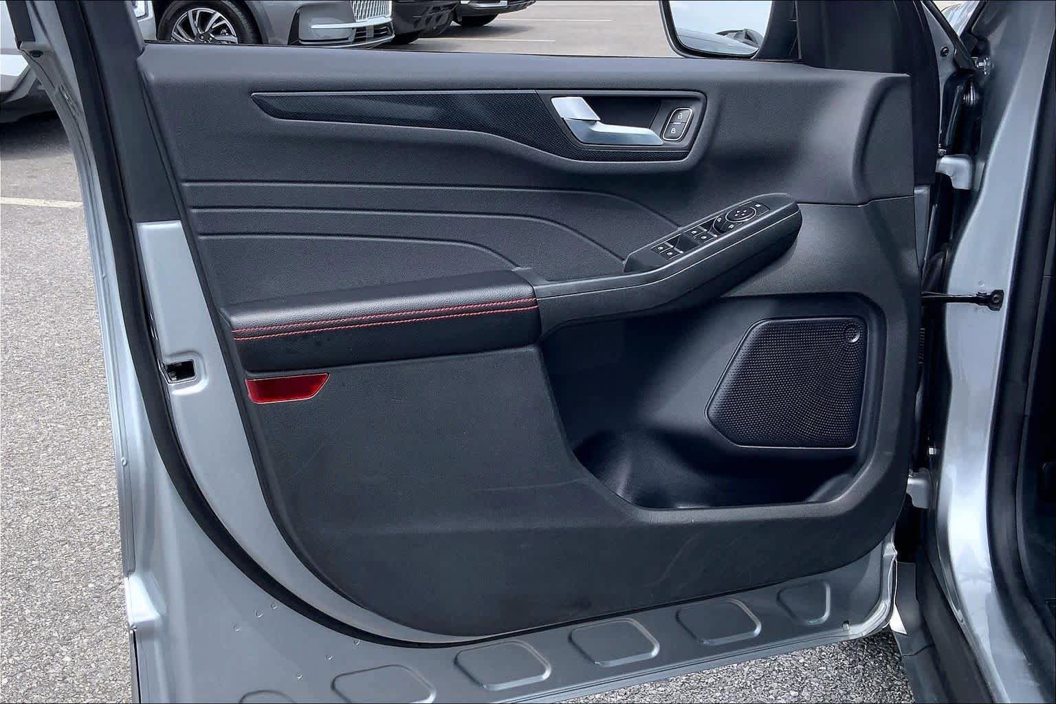 Certified 2024 Ford Escape ST-Line w/ Tech Pack #1 FWD image 21