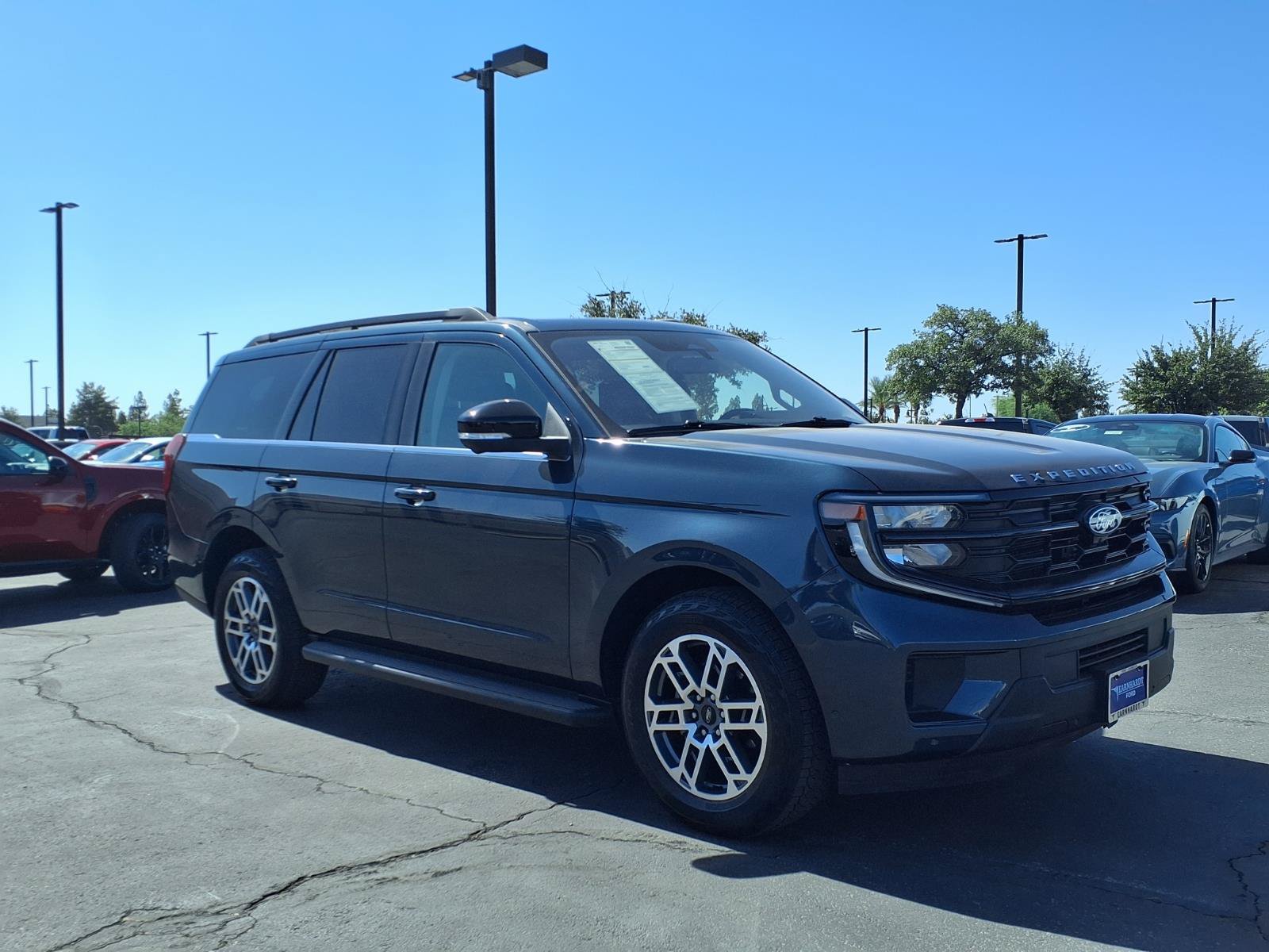 Certified 2025 Ford Expedition Active AWD/4WD image 8