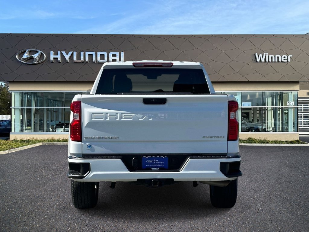 Used 2024 Chevrolet Silverado 1500 Custom AWD/4WD image 3