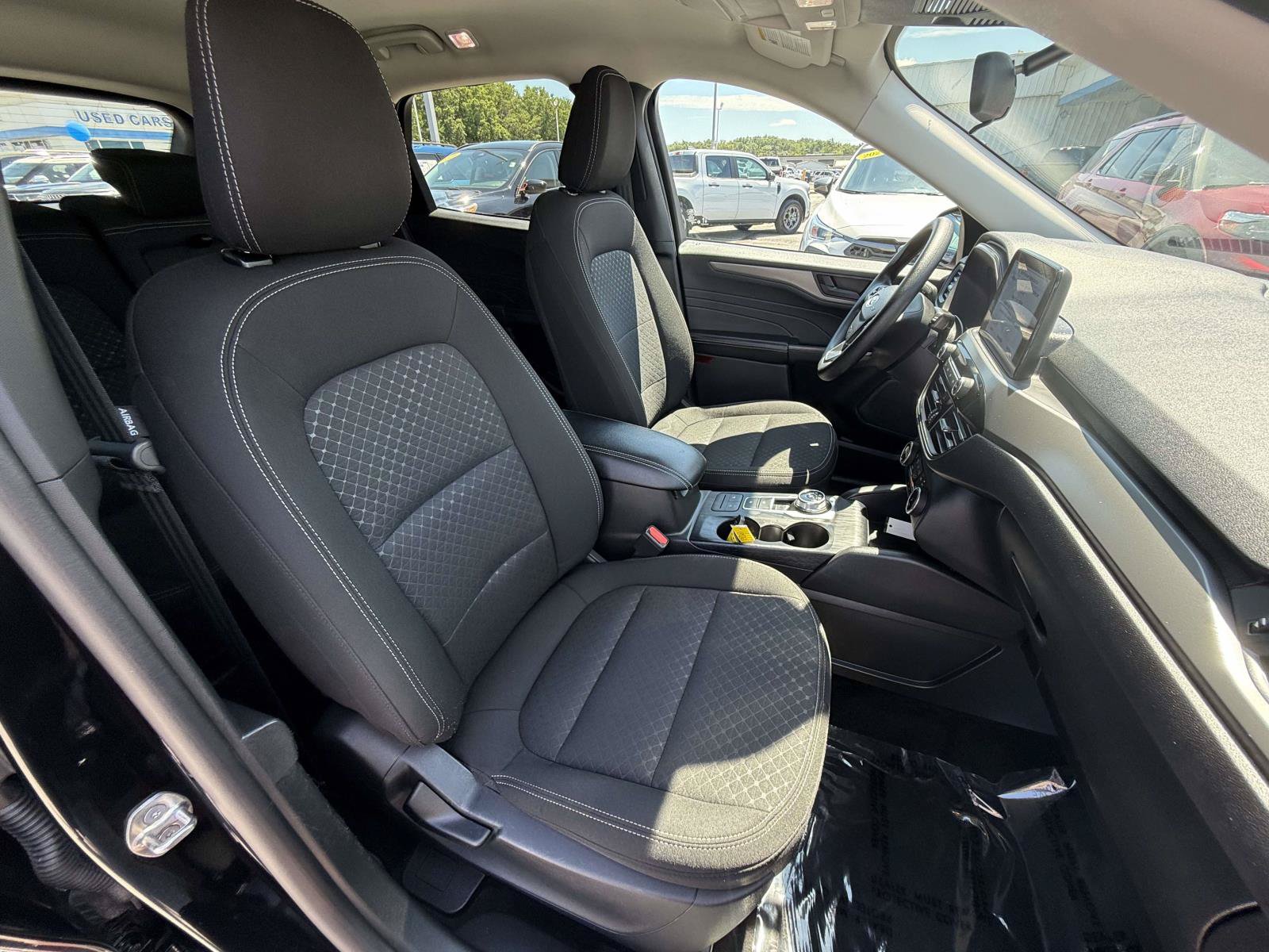 Certified 2025 Ford Escape Active AWD/4WD image 29