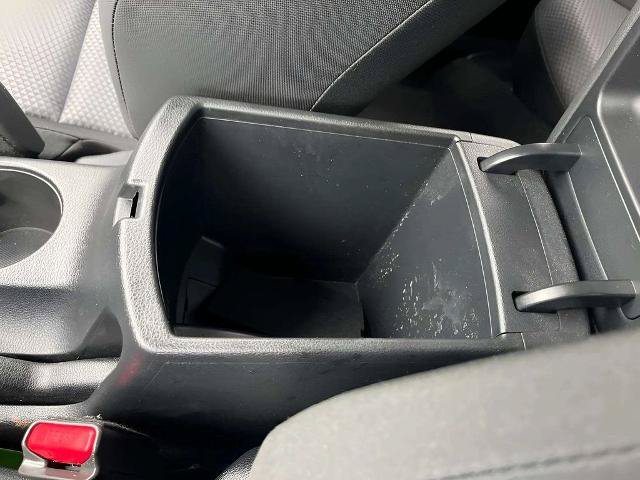 Used 2025 Kia Soul LX w/ LX Technology Package FWD image 30