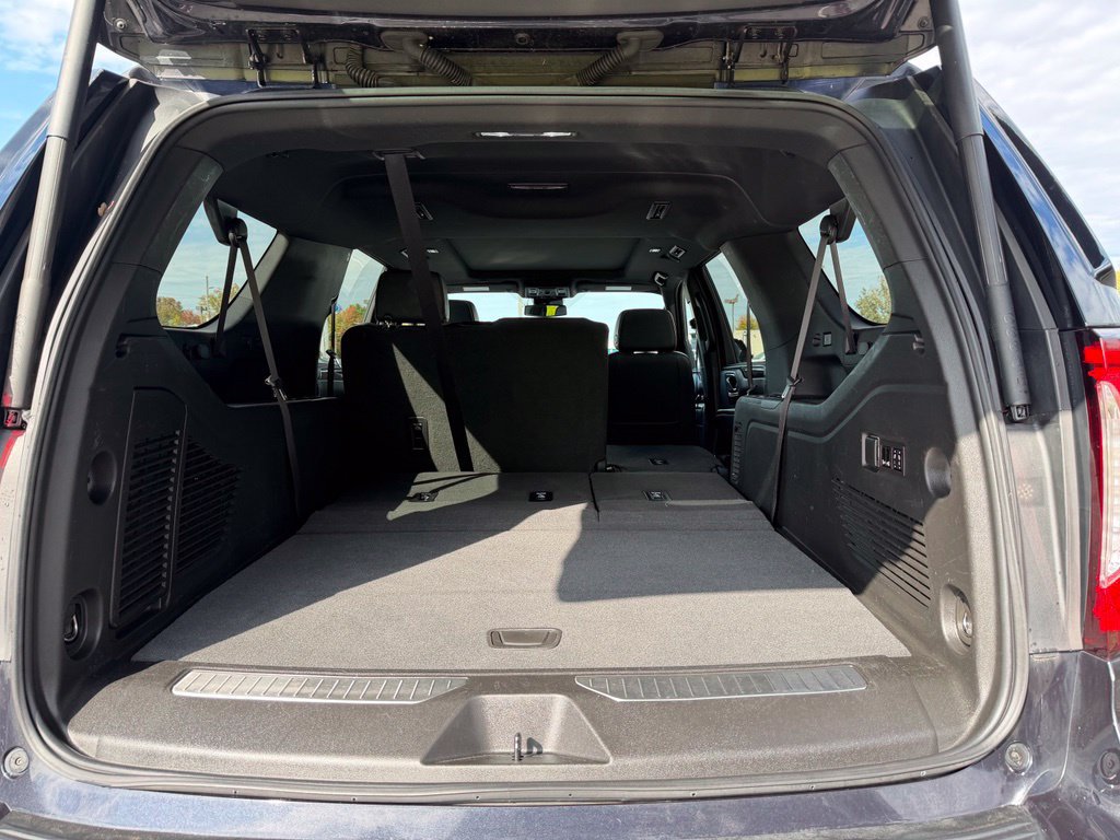 Used 2023 GMC Yukon XL AT4 w/ AT4 Premium Package AWD/4WD image 41