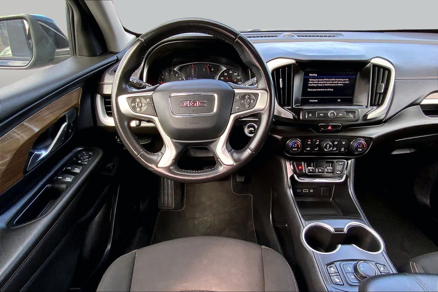 Used 2021 GMC Terrain SLE w/ Driver Convenience Package FWD image 6