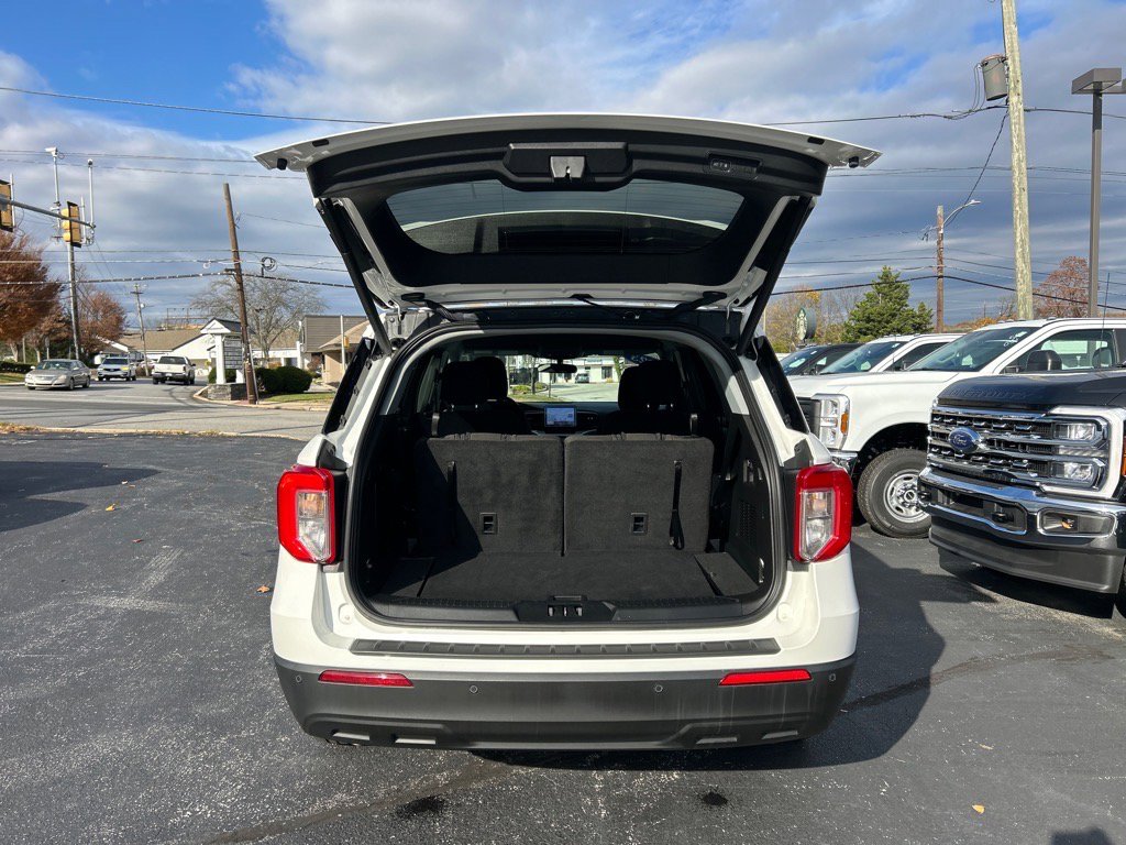Certified 2023 Ford Explorer XLT image 15