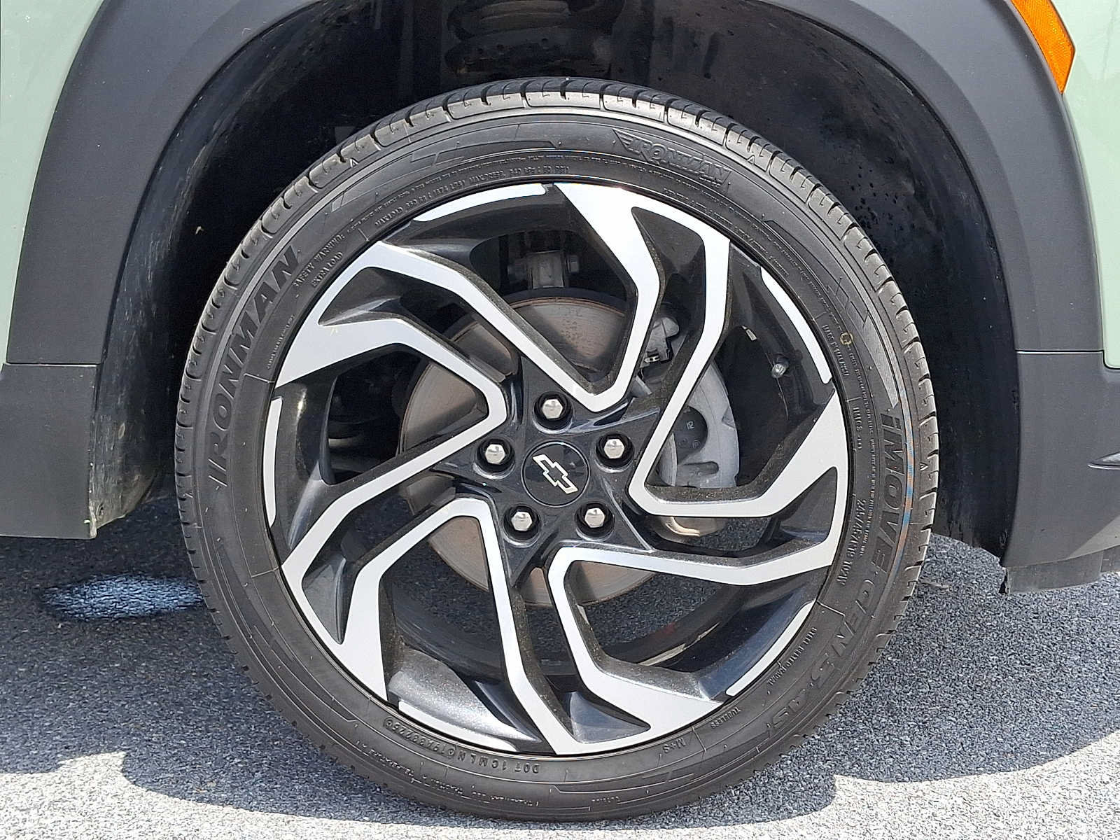 Used 2024 Chevrolet TrailBlazer RS w/ Driver Confidence Package AWD/4WD image 8