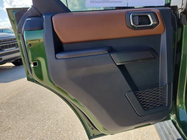 Certified 2024 Ford Bronco Outer Banks AWD/4WD image 14