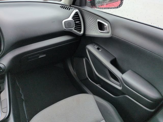 Used 2020 Kia Soul LX FWD image 19