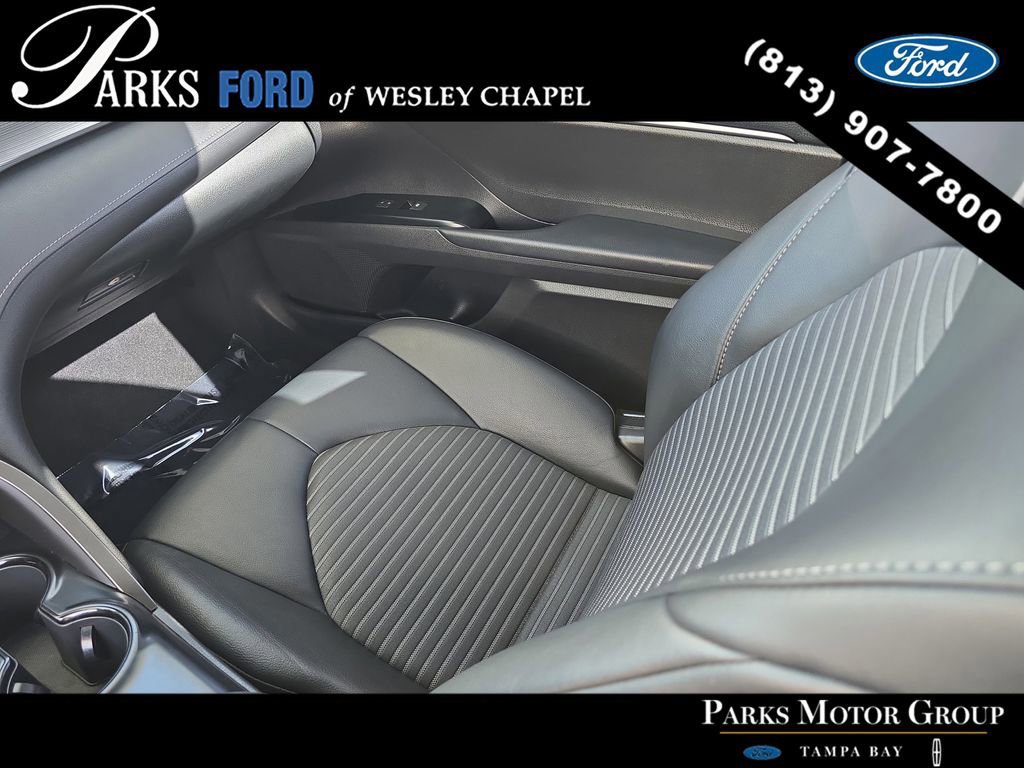 Used 2020 Toyota Camry SE image 13