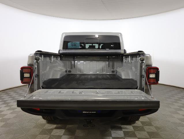 Used 2020 Jeep Gladiator Overland image 19