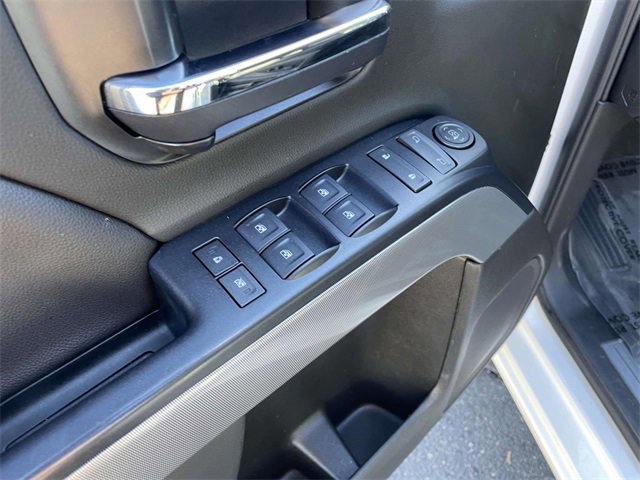 Used 2018 Chevrolet Silverado 1500 LT w/ All Star Edition image 15