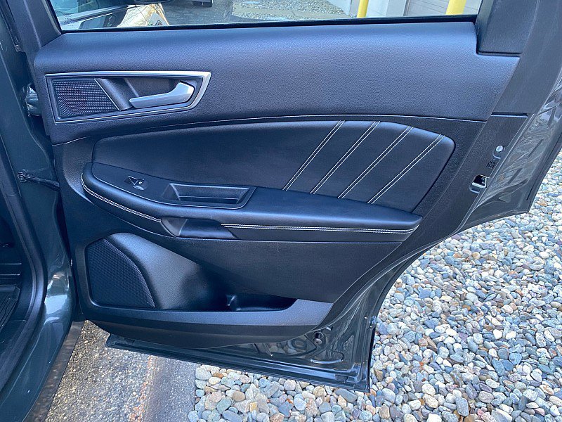 Certified 2022 Ford Edge ST w/ Equipment Group 401A image 37
