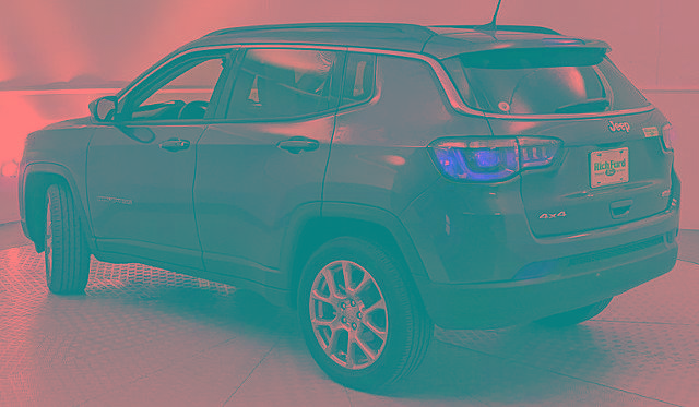 Used 2022 Jeep Compass Latitude AWD/4WD image 4