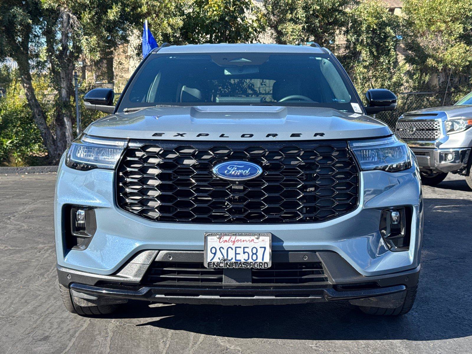 Certified 2025 Ford Explorer ST-Line w/ Premium Package RWD image 5