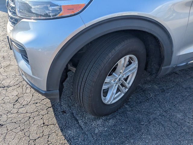 Certified 2023 Ford Explorer XLT AWD/4WD image 6
