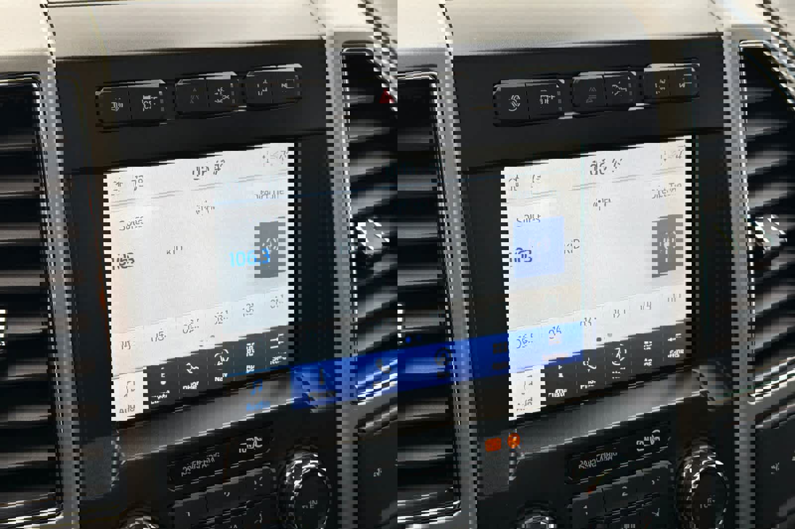 Certified 2020 Ford F350 Lariat image 17