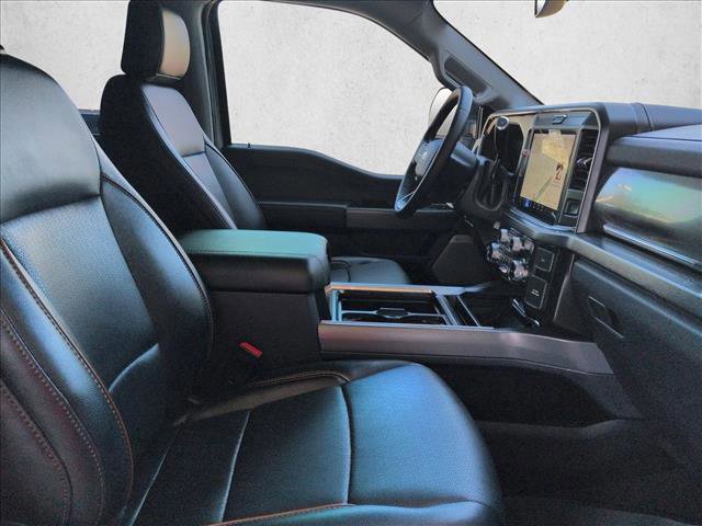 Certified 2025 Ford F250 Lariat w/ Black Appearance Package image 19