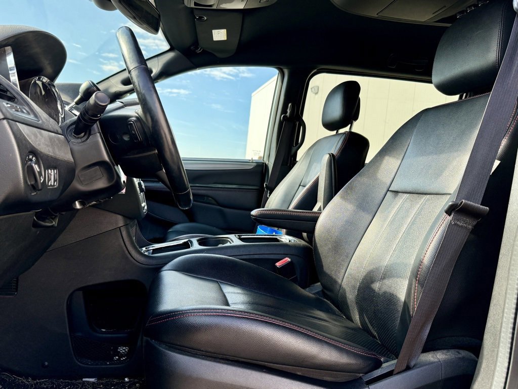 Used 2019 Dodge Grand Caravan GT image 10