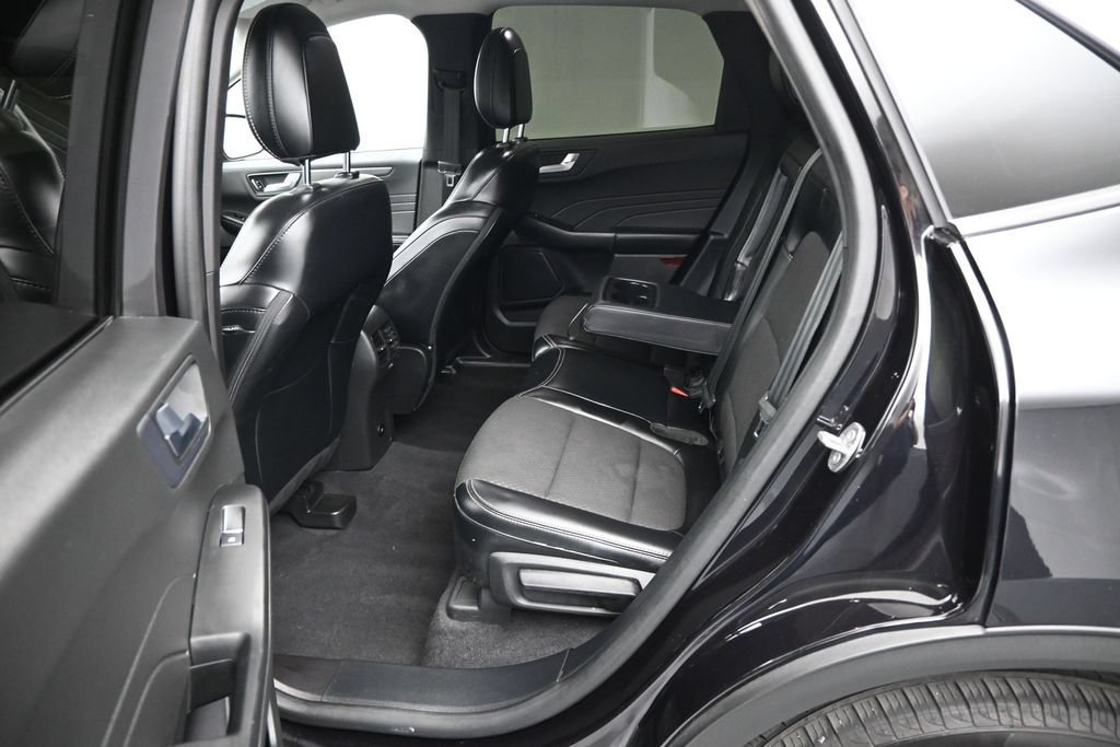 Certified 2023 Ford Escape SE FWD image 19