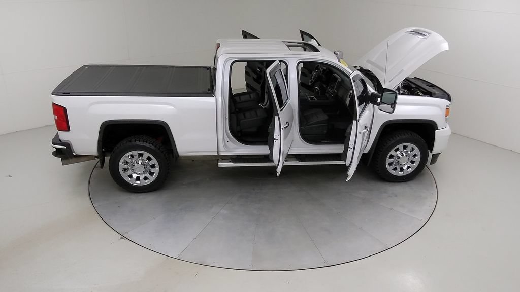 Used 2019 GMC Sierra 2500 Denali w/ Suspension Package, Off-Road AWD/4WD image 51