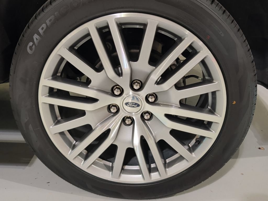 Certified 2023 Ford Expedition Limited AWD/4WD image 8