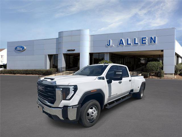 Used 2024 GMC Sierra 3500 Pro AWD/4WD image 1