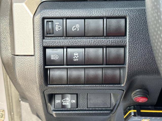 Used 2024 Toyota Tacoma TRD Sport AWD/4WD image 19