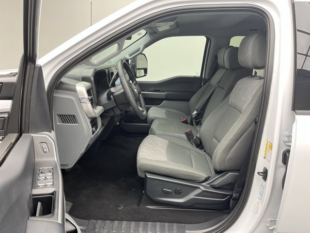 Certified 2026 Ford F250 XLT AWD/4WD image 3