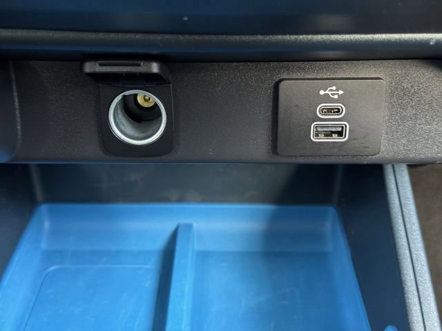 Certified 2025 Ford Maverick XLT image 18