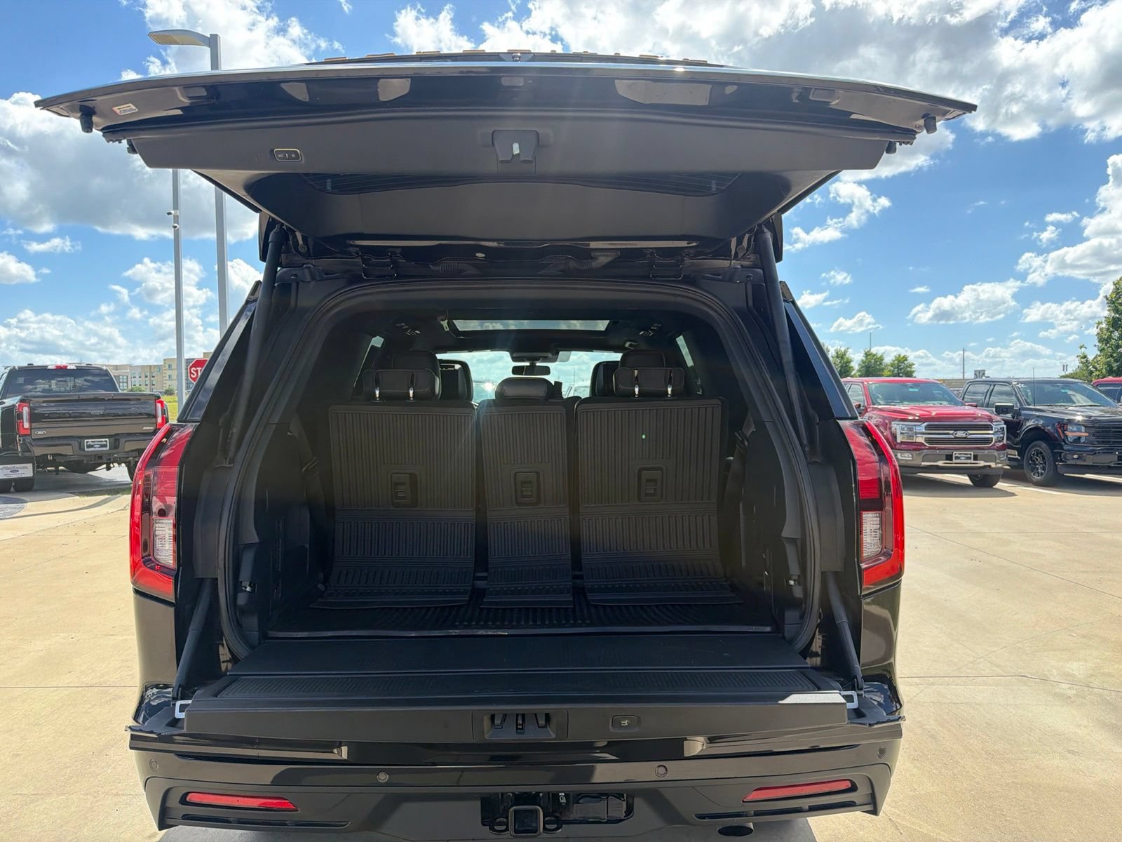Certified 2026 Ford Expedition Tremor AWD/4WD image 5
