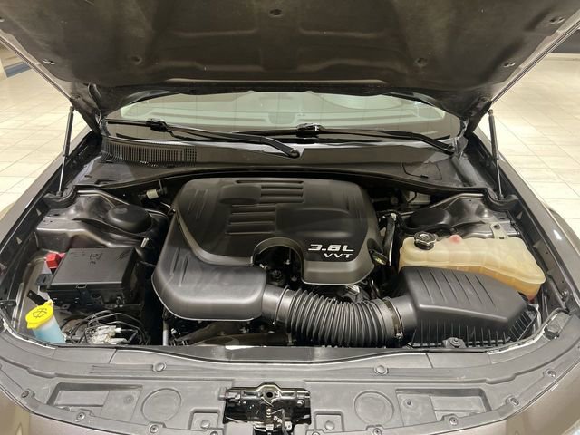 Used 2022 Chrysler 300 Touring L image 24