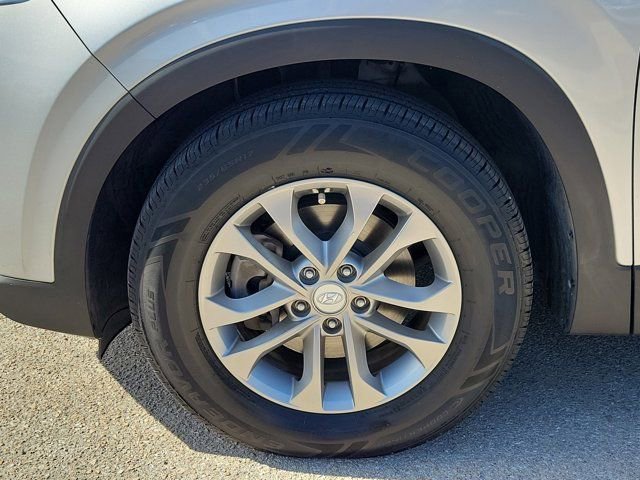Used 2020 Hyundai Santa Fe SE FWD image 8
