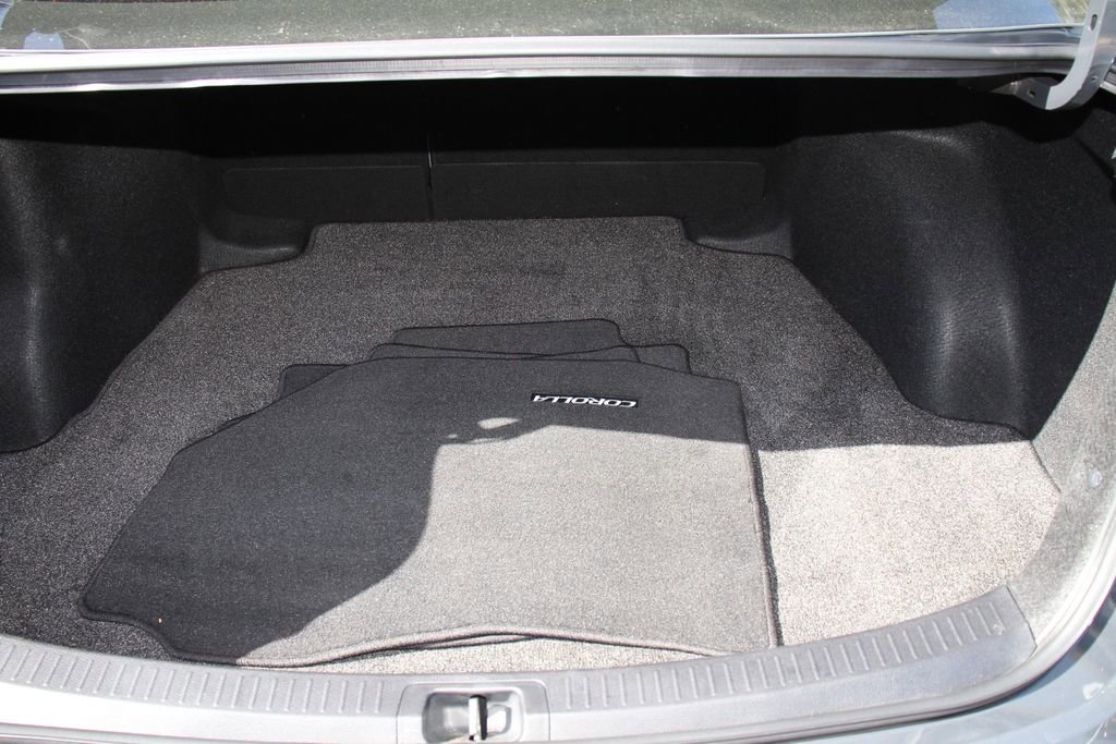 Used 2024 Toyota Corolla SE image 19