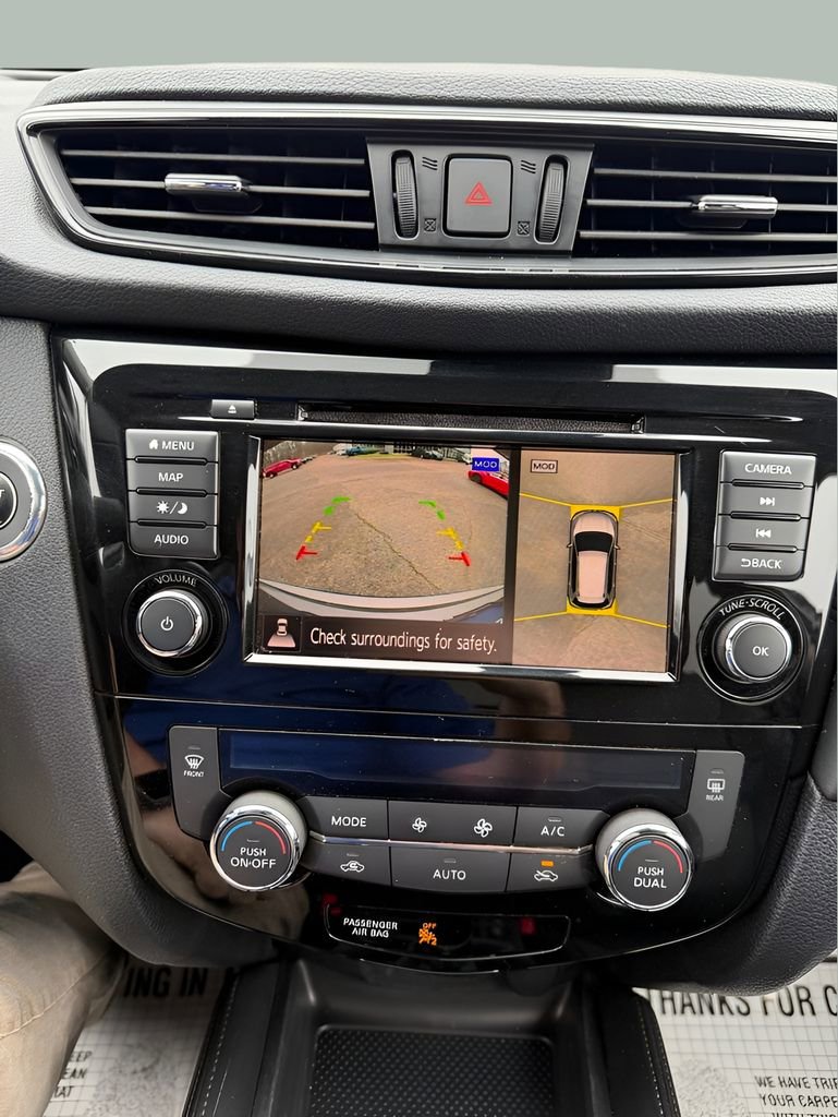 Used 2018 Nissan Rogue SL AWD/4WD image 26