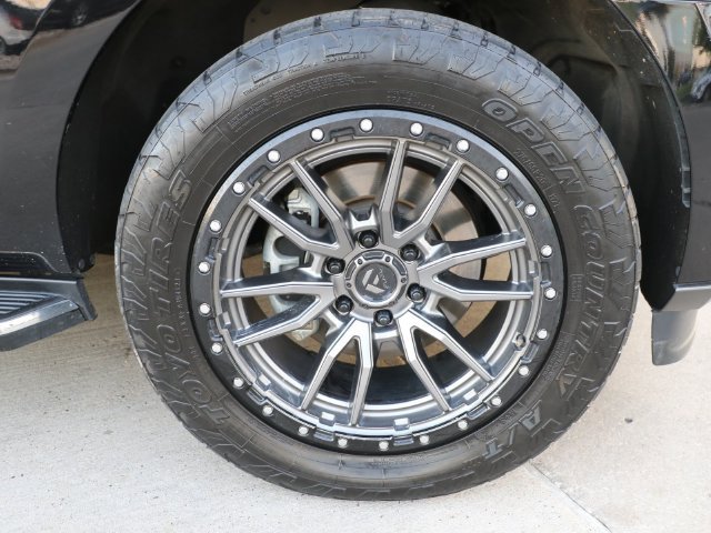 Certified 2020 Ford Expedition Max XLT w/ Equipment Group 202A AWD/4WD image 8