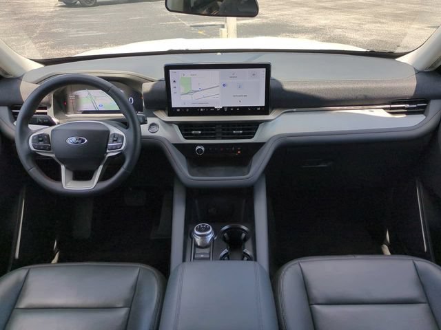 Certified 2026 Ford Explorer Active w/ Active Comfort Package RWD image 17