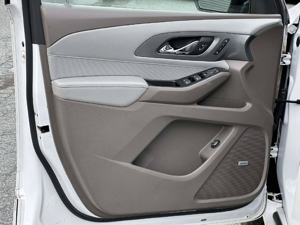 Used 2020 Chevrolet Traverse Premier w/ LPO, Floor Liner Package FWD image 16
