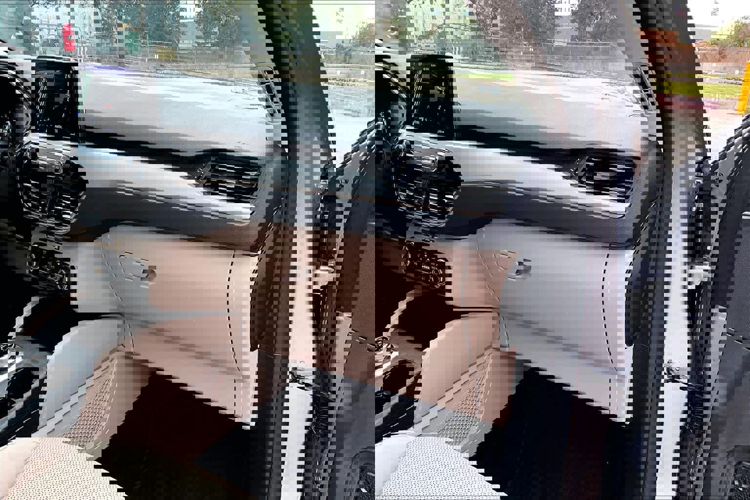 Certified 2022 Ford Escape SEL image 19