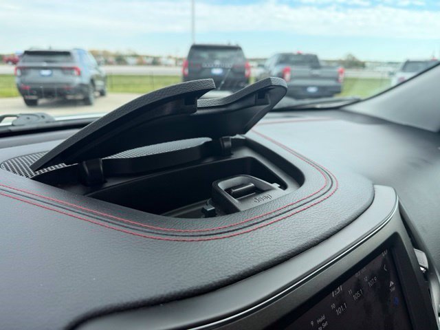 Used 2020 Jeep Cherokee Trailhawk w/ Comfort/Convenience Group AWD/4WD image 19
