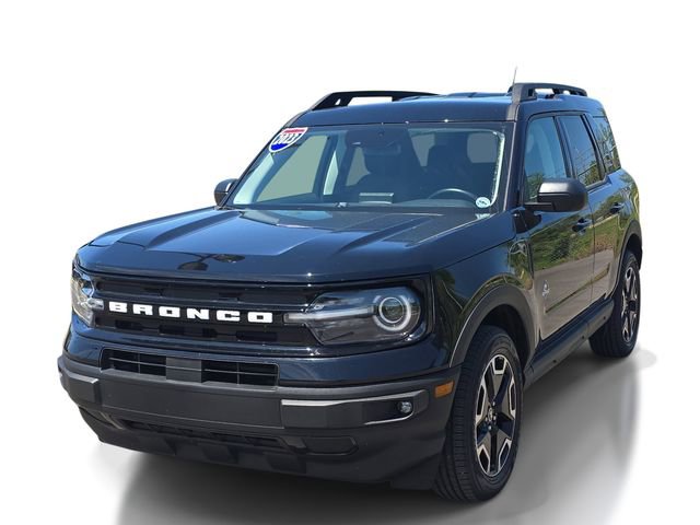 Certified 2023 Ford Bronco Sport Outer Banks w/ Tech Package AWD/4WD image 2