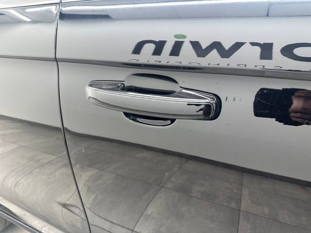 Certified 2025 Ford Expedition Platinum image 9