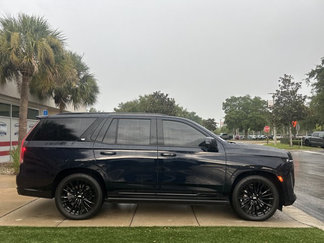 Used 2021 Cadillac Escalade Sport w/ Driver Assist Tech Package AWD/4WD image 3