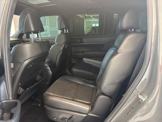 Used 2025 Hyundai Santa Fe Calligraphy AWD/4WD image 11